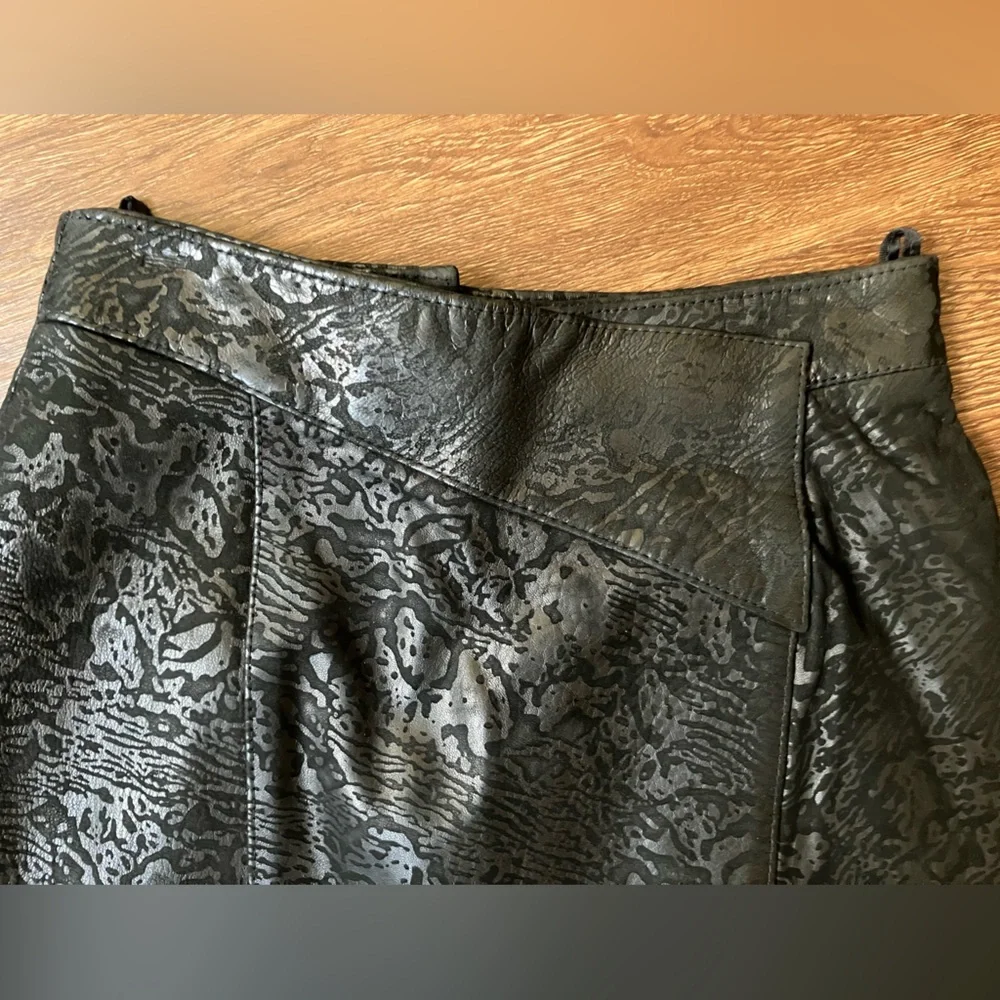 Vintage '80s Primadonna Black Embossed Leather Pencil Animal Print XS